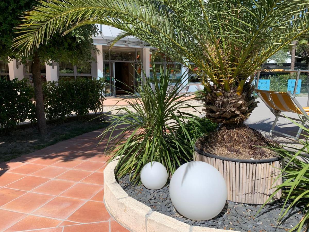 Hotel Franz Bibione Exteriör bild
