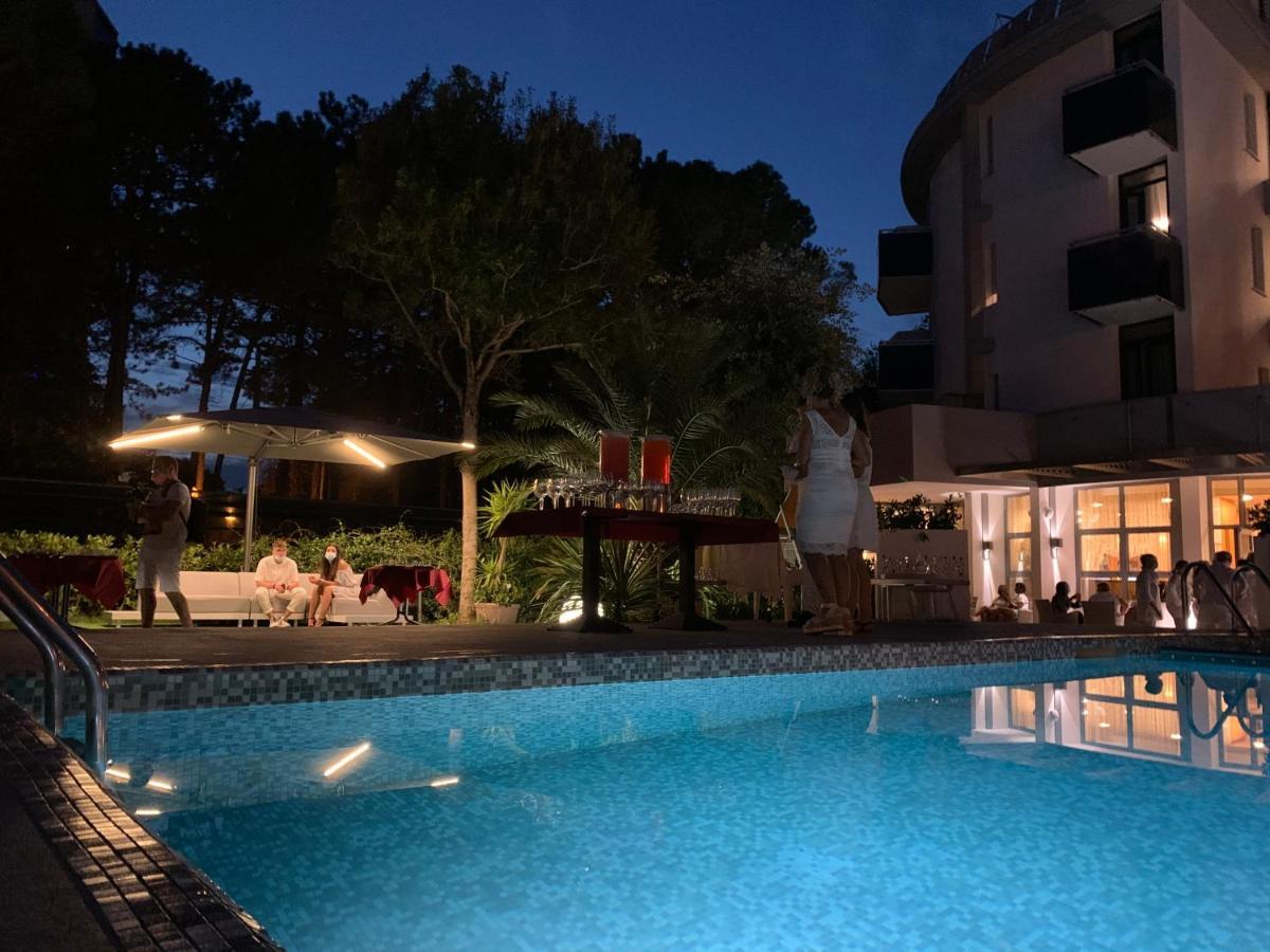 Hotel Franz Bibione Exteriör bild