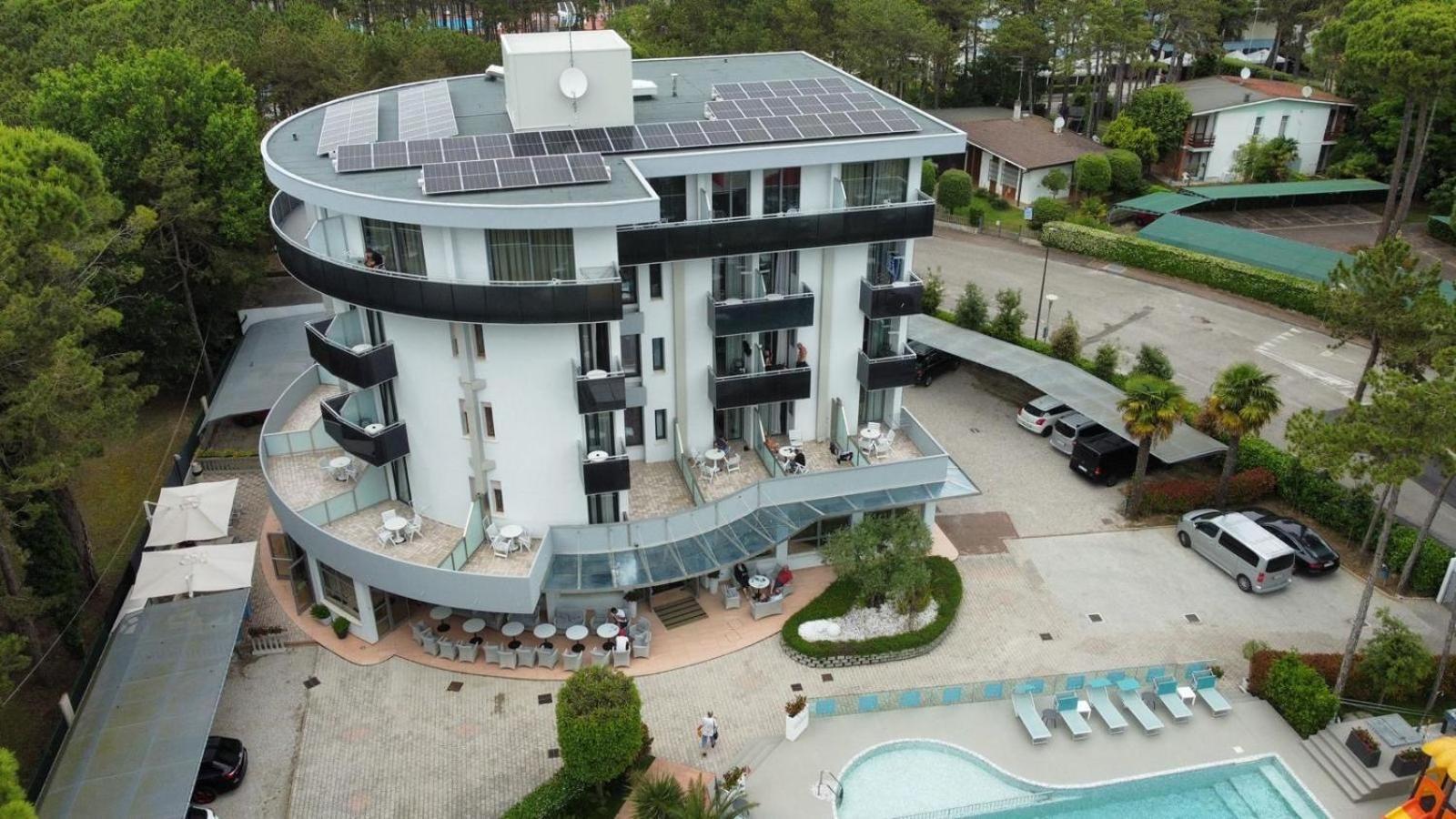 Hotel Franz Bibione Exteriör bild